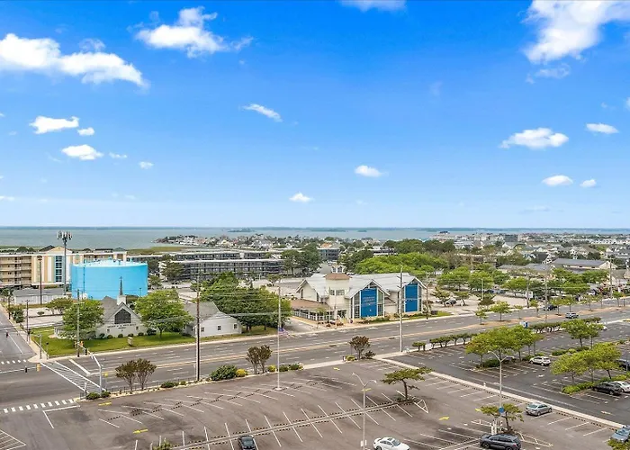 Charming 2 Bedroom Oceanfront Century I With Indoor Pool! Holiday home *