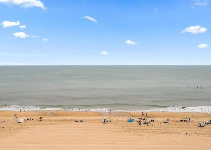Charming 2 Bedroom Oceanfront Century I With Indoor Pool! Holiday home Ocean City